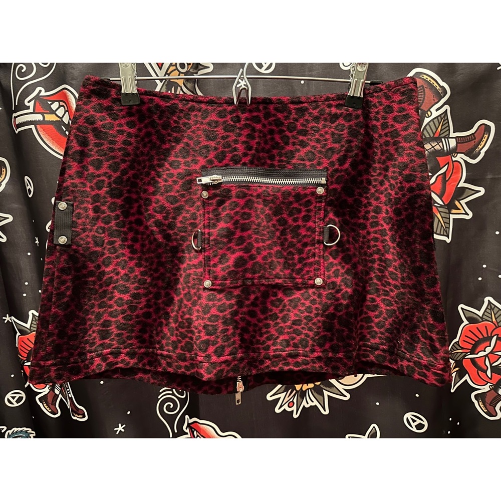 Vintage DOGPILE punk velvet leopard bondage skirt